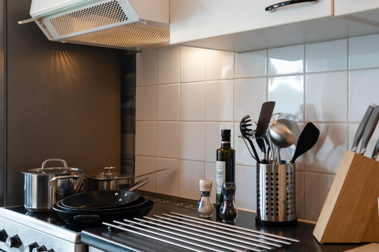 Apartment 3 Bedroom, Kitchen, Wifi, Workspace, Coffee, *